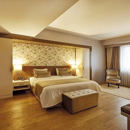 Anemon Grand Hotel